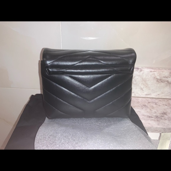 Saint Laurent - Picture 4 of 7